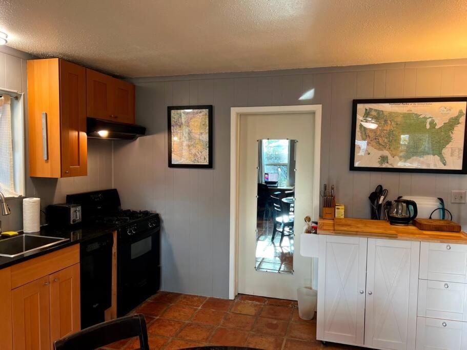 South Austin Serendipity Hideout W/ Infrared Sauna Екстер'єр фото